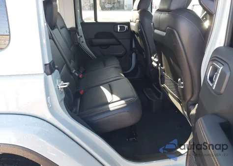 2024 Jeep Wrangler 4-Door Sahara 4X4 из США, поврежденный, VIN 1C4PJXEG1RW309285